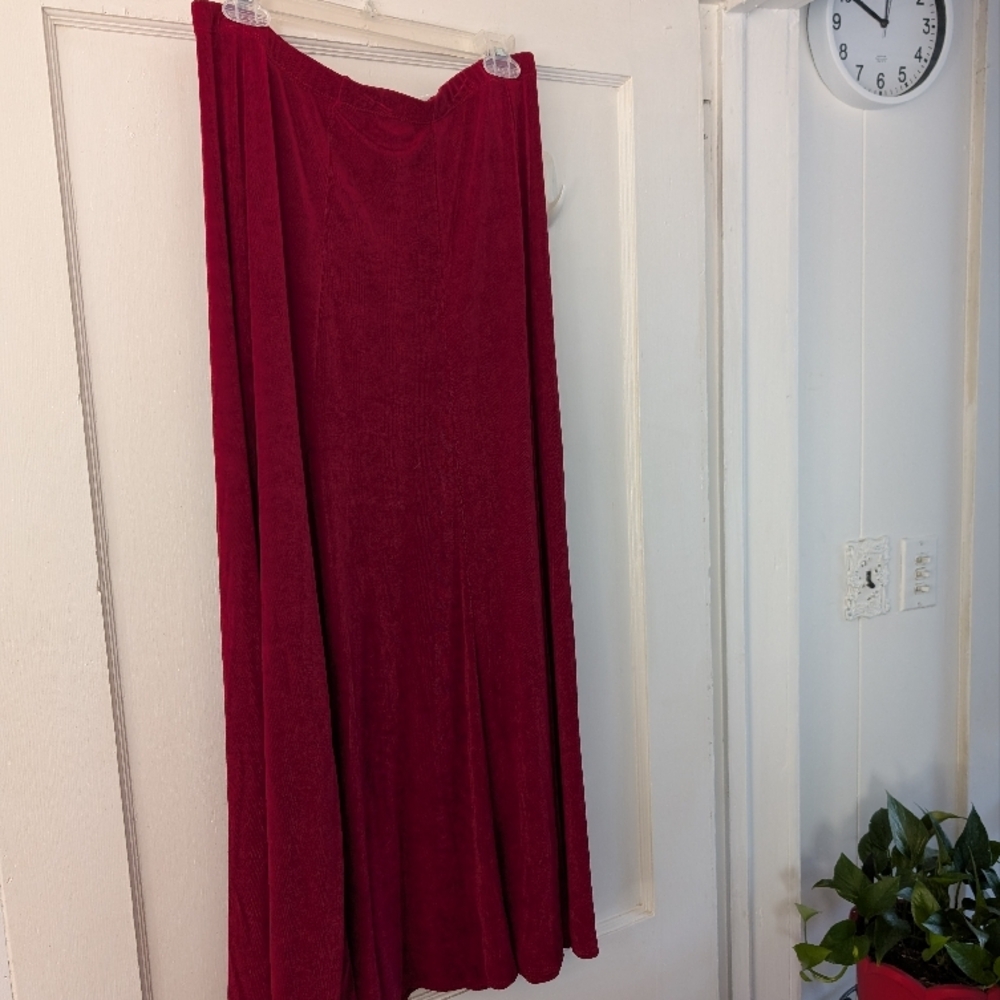 SLINKY BRAND VINTAGE BURGUNDY RED MAXI SKIRT LARGE